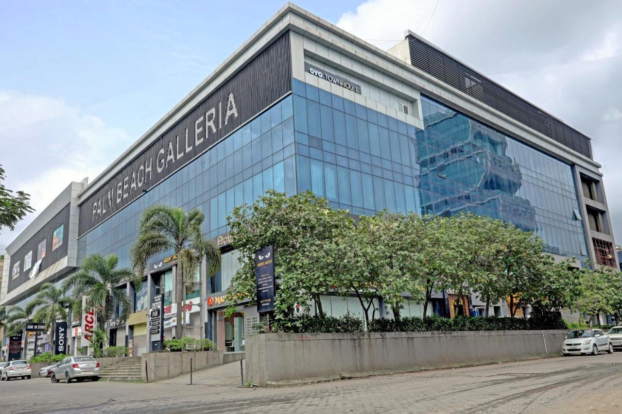 Vista Banquet & Suites Vashi Exterior photo